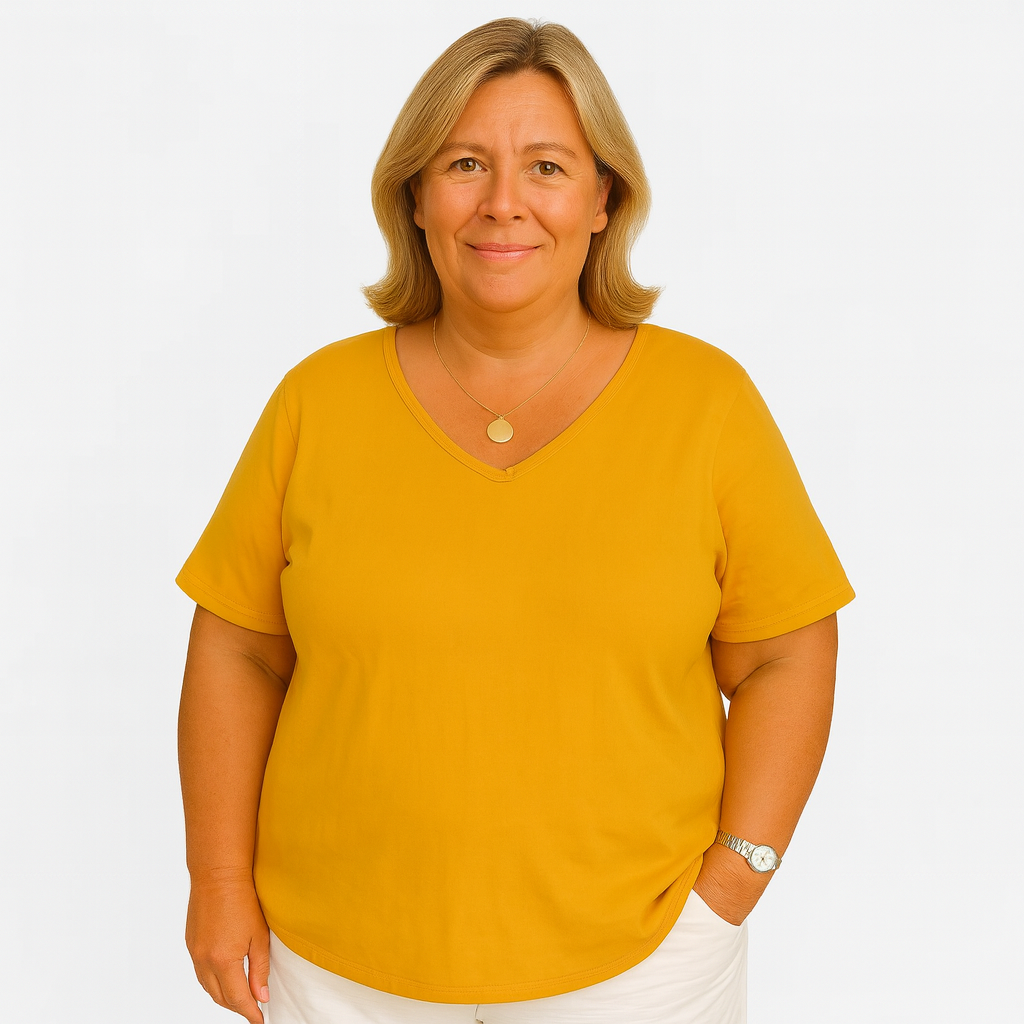 Clara | arms friendly v-neck everyday top