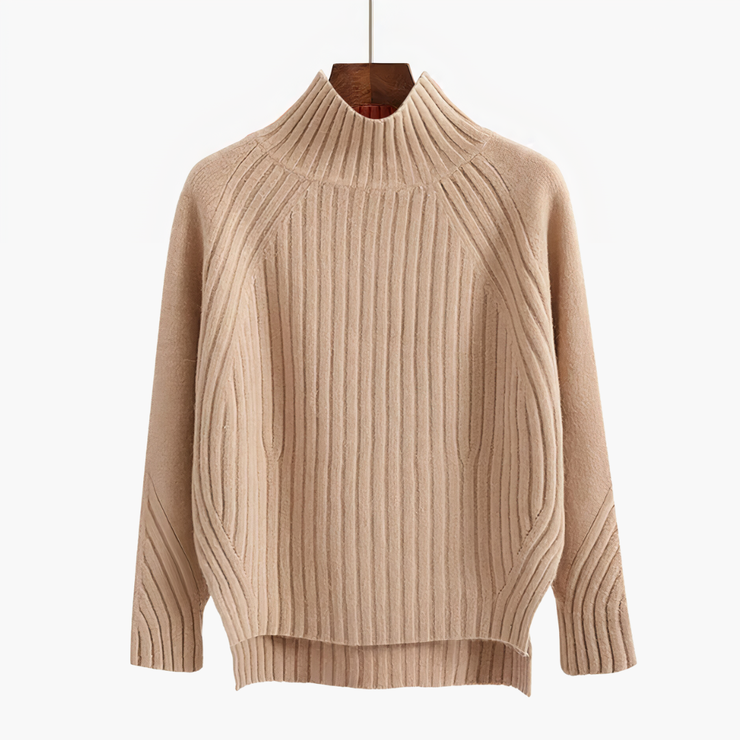 LOLA | KNITTED SWEATER WITH ROUND NECK