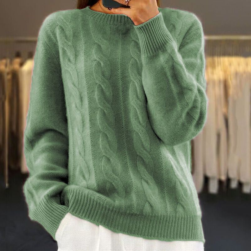 AMARA | WARM KNITTED SWEATER