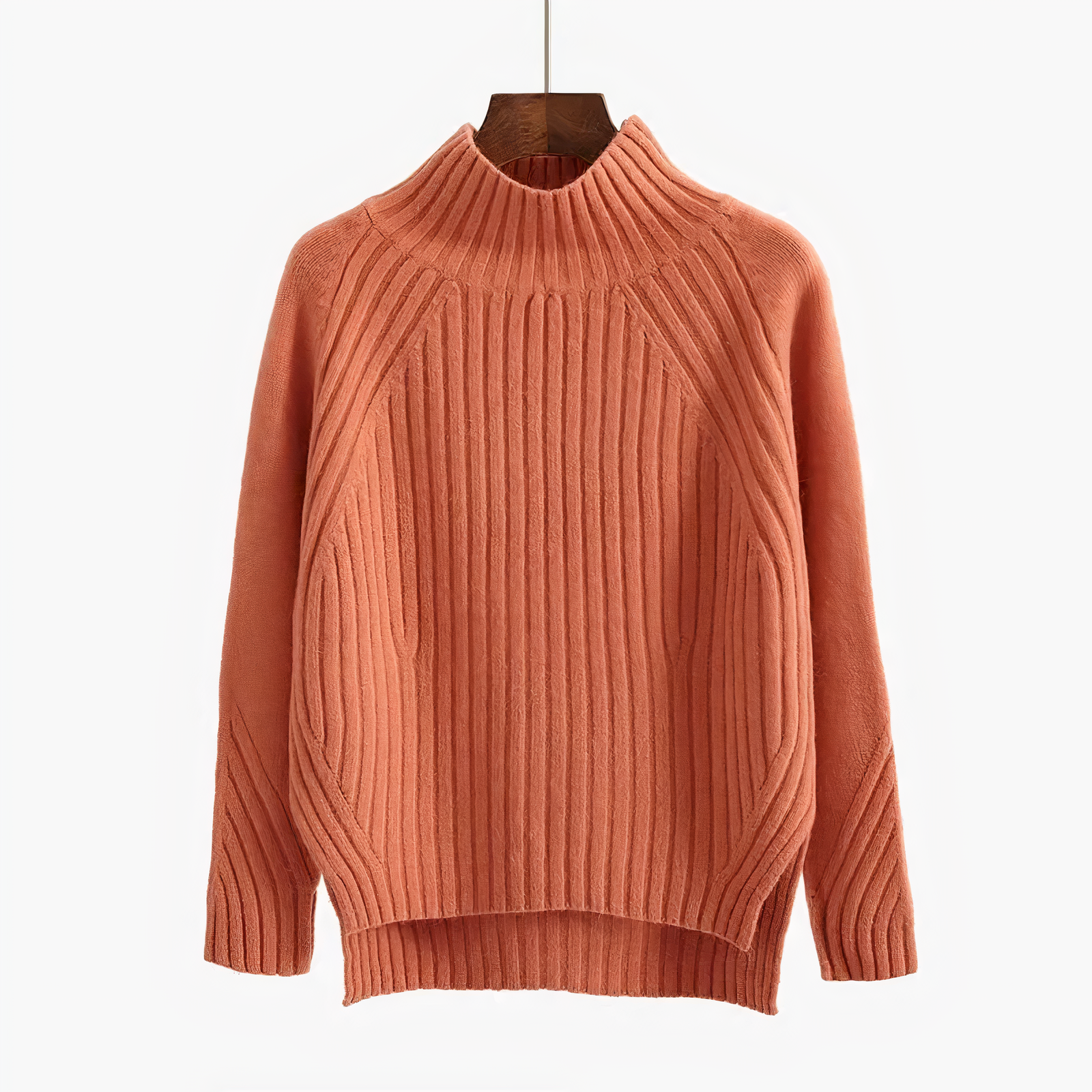 LOLA | KNITTED SWEATER WITH ROUND NECK