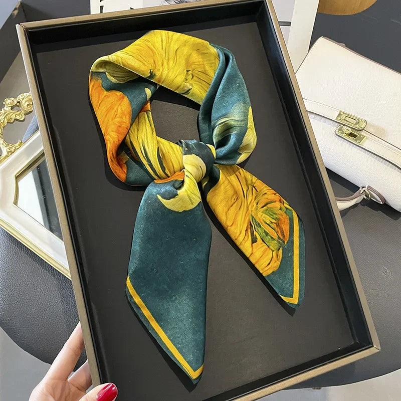 Jette | Golden Bloom Scarf