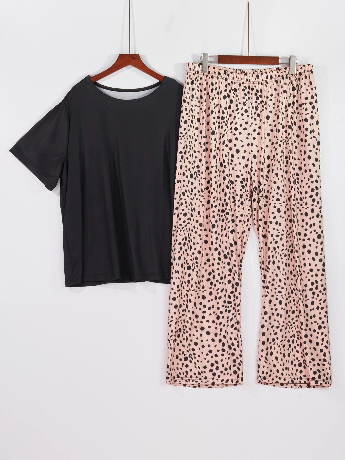 Evie | Wild Comfort Plus Size Sleepwear Set
