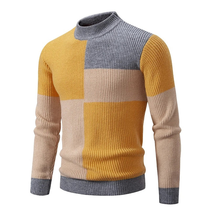 MARLO | KNITTED SWEATER WITH A STAND-UP COLLAR